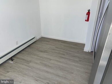 724 Pusey Ave unit 2ND FLOOR, Darby, PA 19023 - photo 4