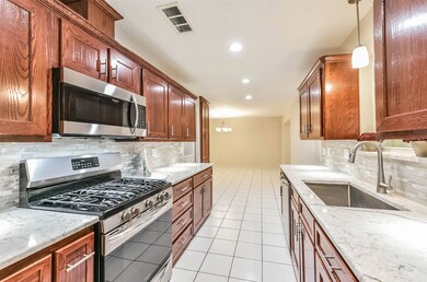 3725 Cambridge St, Alvin, TX 77511 - photo 3