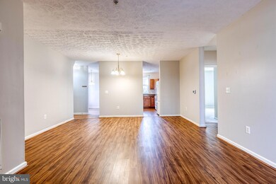 736 Heather Stone Loop unit 74, Glen Burnie, MD 21061 - photo 6