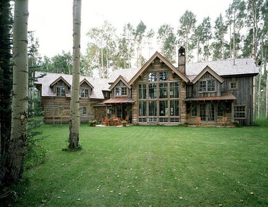 Spectacular Lawn in Summer