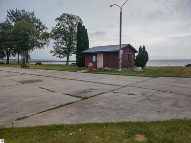 3676 E Michigan Avenue Unit J-24, Au Gres, MI 48703 - photo 6