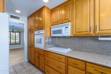 10701 W Willowbrook Dr unit 45, Sun City, AZ 85373 - photo 3