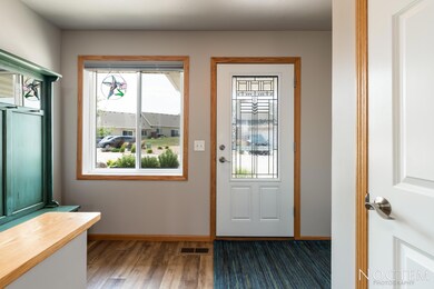 3707 Calgary Ct-10