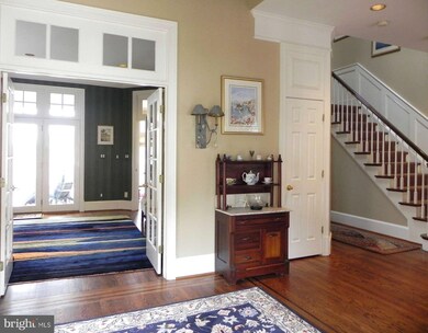 8540 Hill Spring Dr, Lutherville Timonium, MD 21093 - photo 4