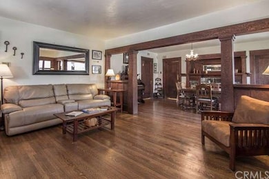 Open floor plan. Spacious living room with polishe