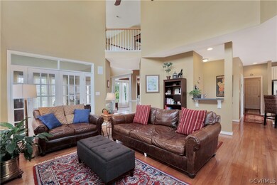 Family Room and Kitchen Combo is central to this O