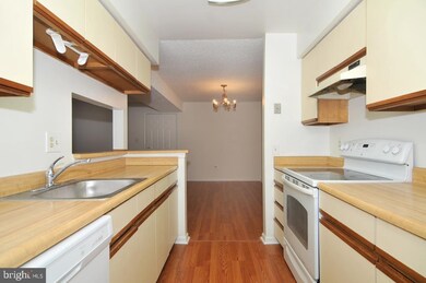 1639 Carriage House Terrace unit E, Silver Spring, MD 20904 - photo 7