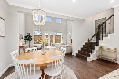 1127 Shepherd Oaks Dr, Houston, TX 77018 - photo 2