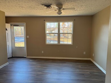 108 Elmwood Cir unit A, Martinsville, VA 24112 - photo 5