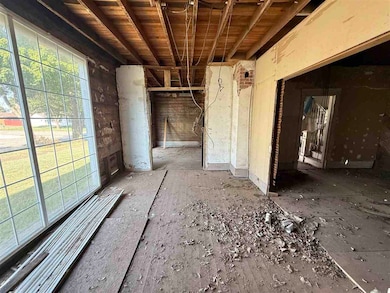 727 N 7th St, Perry, OK 73077 - photo 6