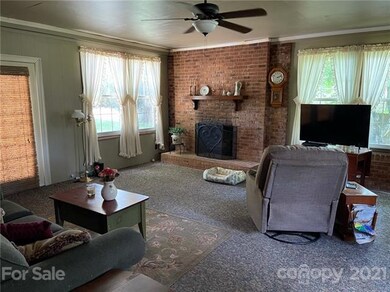 112 E Debbie Ln, Statesville, NC 28625 - photo 6