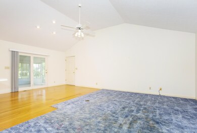 571 Harrison Cir, Mount Washington, KY 40047 - photo 6