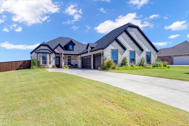 208 Chisolm Trail, Pottsboro, TX 75076 - photo 3