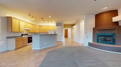 10490 E. Bishop Ln  (3)