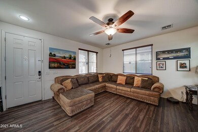 2715 N 73rd Dr-4