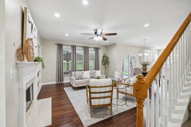 1021 Tanyard Springs Dr, Spring Hill, TN 37174 - photo 7