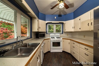1004 Green St-026