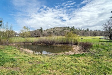 11330 Blackwell Rd, Central Point, OR 97502 - photo 7