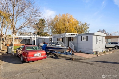 6630 Nelson St, West Richland, WA 99353 - photo 2