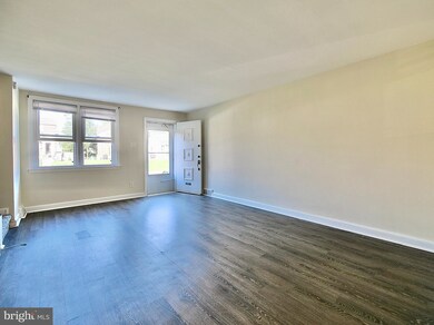 1028 Brookwood Ln, Glenolden, PA 19036 - photo 7