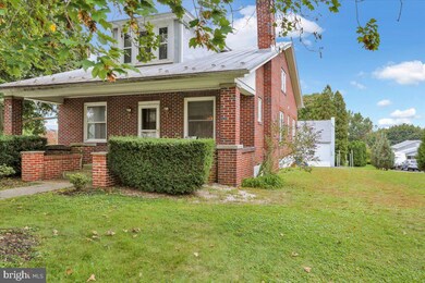 130 4th St, Shoemakersville, PA 19555 - photo 2