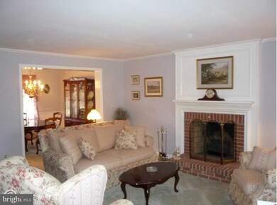 317 S Lake Dr, Stevensville, MD 21666 - photo 7