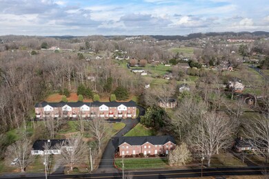 807 Swadley Rd unit 4, Johnson City, TN 37601 - photo 4