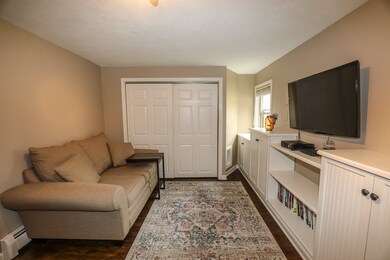 31 Walnut Cir, Merrimack, NH 03054 - photo 5