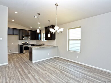 8855 Straight Oaks, San Antonio, TX 78254 - photo 6