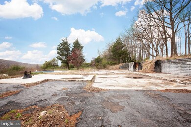 5049 Kachel Rd, Mohnton, PA 19540 - photo 4