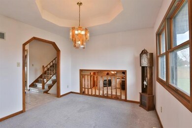 9035 Pineview Ln, Crown Point, IN 46307 - photo 5