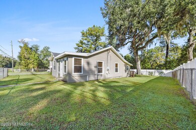 3073 Bessent Rd, Jacksonville, FL 32218 - photo 3