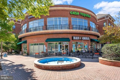 9247 Cardinal Forest Ln unit 201, Lorton, VA 22079 - photo 3