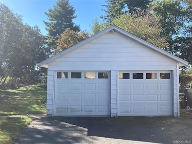 19 Palmer Ave, Nanuet, NY 10954 - photo 3