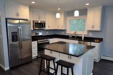 20 Rosewood Ln, Essex Junction, VT 05452 - photo 4