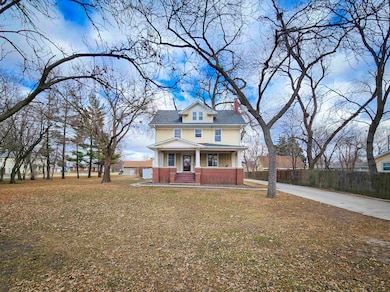 406 N 1st St, Norfolk, NE 68701 - photo 3