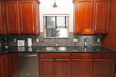 Kitchen 12