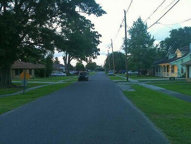Photo. North on Barbe