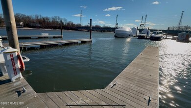 7 River Rd Slip E-8