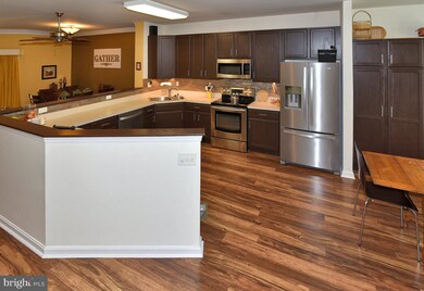 617 Trout Run Ct, Odenton, MD 21113 - photo 6