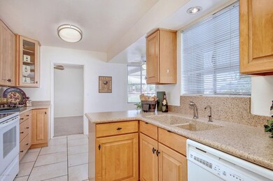 EAT IN KITCHEN