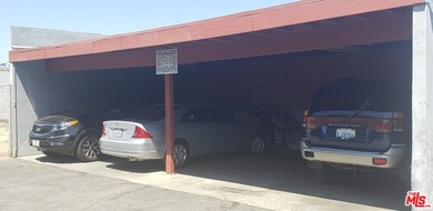 10920 S Osage Ave, Inglewood, CA 90304 - photo 3