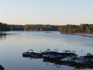 9809 Emerald Point Dr unit 8, Charlotte, NC 28278 - photo 3