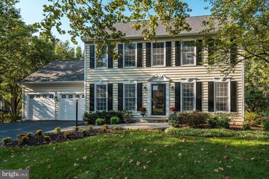 15484 Waters Creek Dr, Centreville, VA 20120 - photo 2