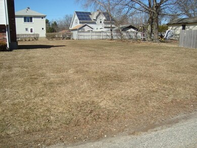 12 Gloria St, Uxbridge, MA 01569 - photo 3