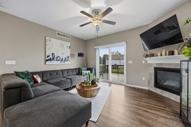 1250 Daisy Cir, North Liberty, IA 52317 - photo 5