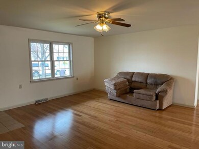 25 Springhouse Dr, Myerstown, PA 17067 - photo 6