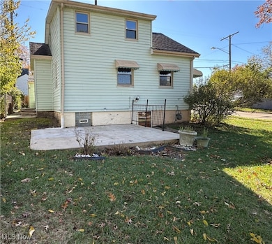 2829 Maplecrest Ave, Cleveland, OH 44134 - photo 4