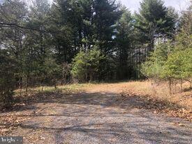 0 Rivermont View unit WVHD2000750, Rio, WV 26755 - photo 3