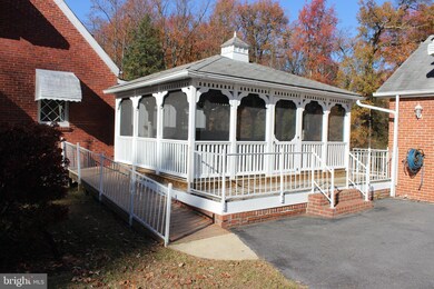 8916 Spring Ave, Lanham, MD 20706 - photo 4